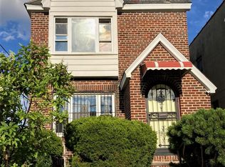 5215 73rd St FLOOR 2, Maspeth, NY 11378