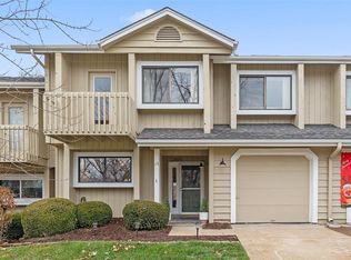 13 Rue De Paix Lake, Lake Saint Louis, MO 63367