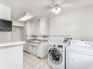 1920 Wallace Ave APT A, Costa Mesa, CA 92627