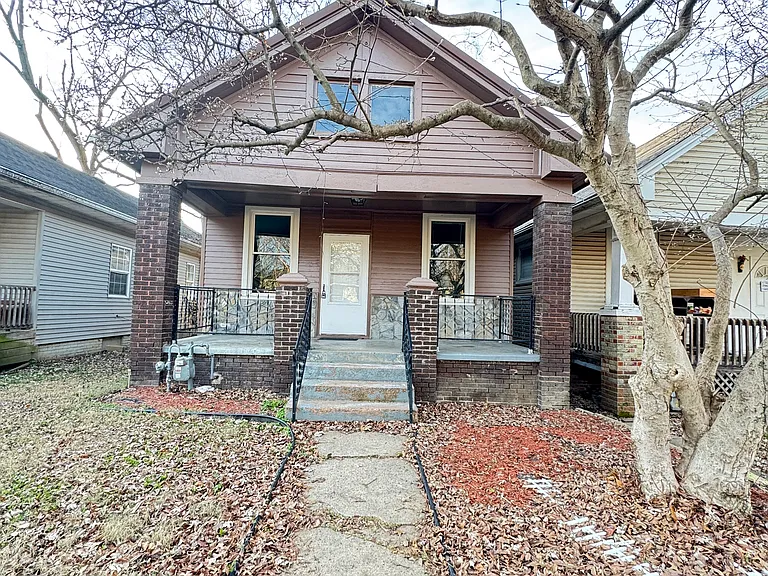 1703 S Garvin St — Photo 8
