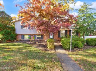 9823 Grenfell Way, Louisville, KY 40242