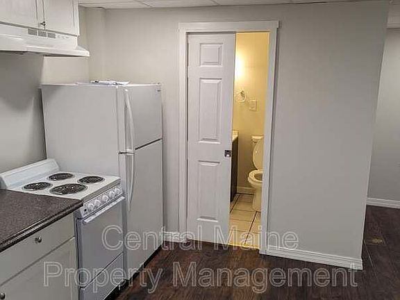 5th image of 34 Washington Ave #D