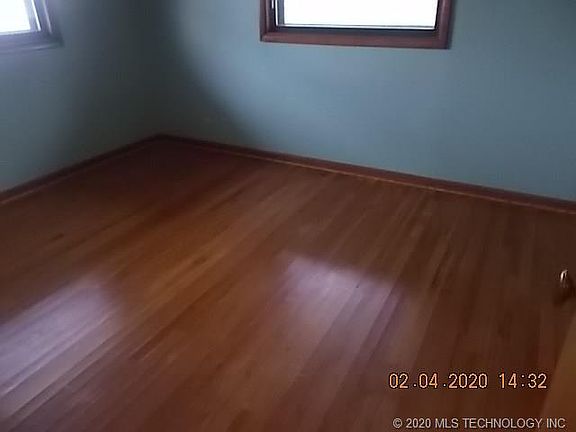 3rd image of 1721 Church Ct