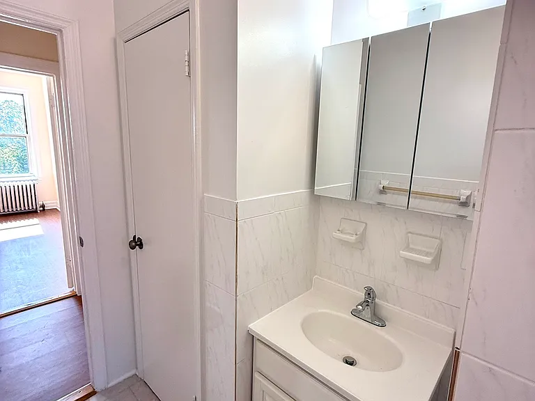 8528 118th St #6E — Photo 10