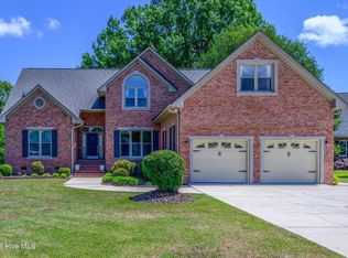 808 Llewellyn Drive, Trent Woods, NC 28562