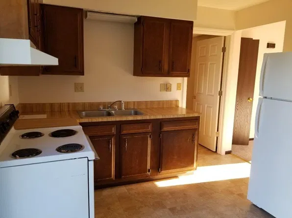 109 Big Tree Dr #16, Fairmont, WV 26554