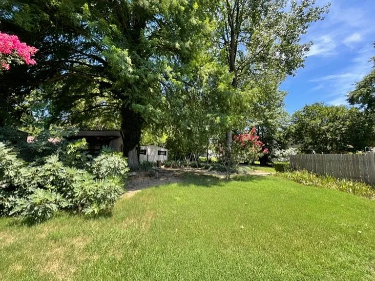 1210 Rasco Rd W — Photo 24