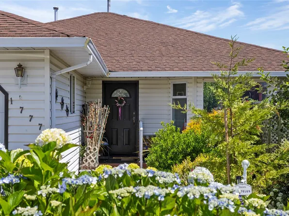 1777 Latimer Rd, Nanaimo, BC V9S 5R4