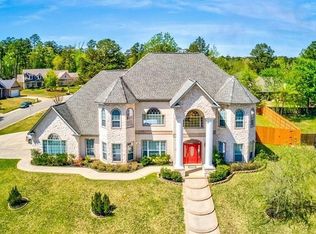 1808 Juniper Ln, Lufkin, TX 75904