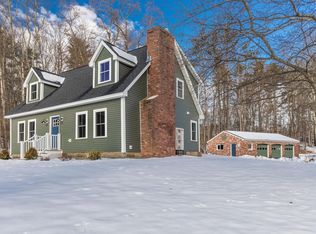 39 Mast Road, Lee, NH 03861