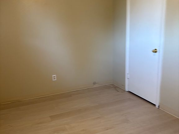 4th image of 7902 27th St W APT F