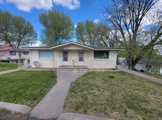 1618 W 7th Pl UNIT A, Kennewick, WA 99336