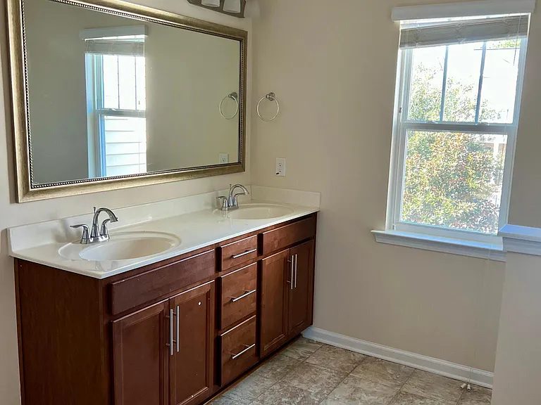 136 Brewers Oak Ln — Photo 12