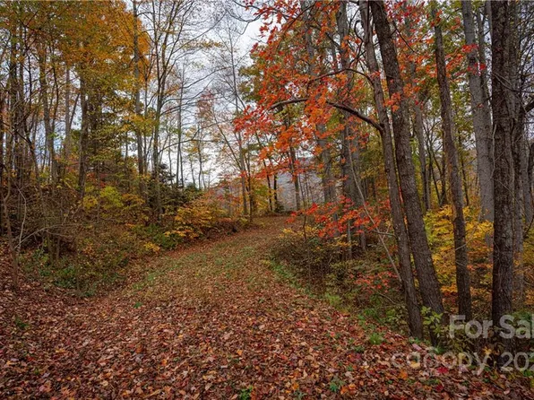 10 Grey Stone Pl #&-11, Maggie Valley, NC 28751