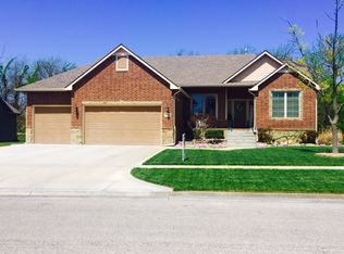 2225 N Rough Creek Rd, Derby, KS 67037