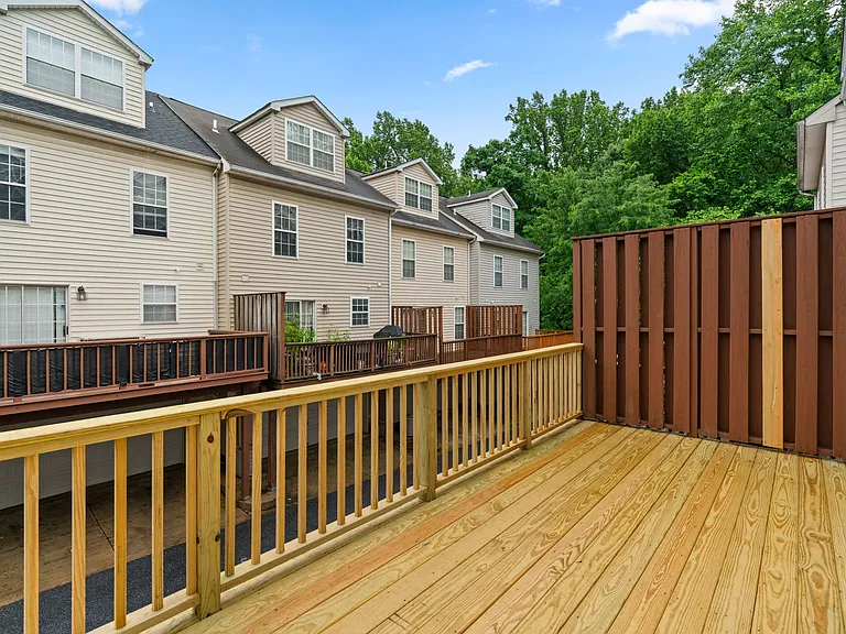 9745 Bon Haven Ln — Photo 25