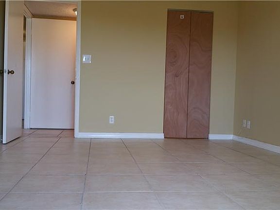 2nd image of 8140 Geneva Ct