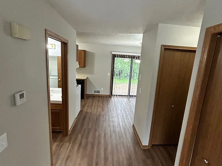 7999 Green Meadow Ct — Photo 9