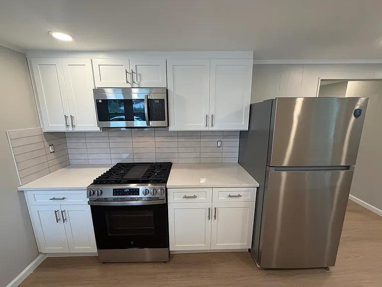 10 Beverly Way #1 — Photo 4