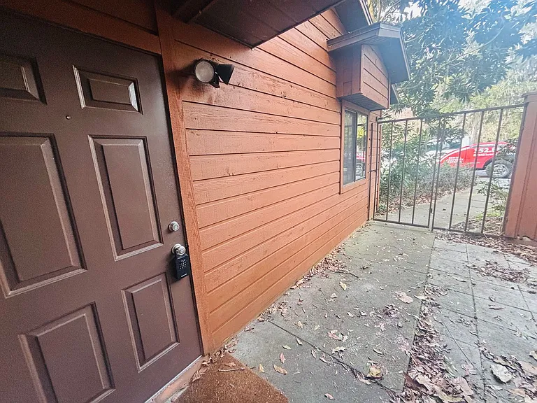 900 SW 62nd Blvd #G37 — Photo 4