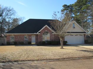 236 Aileen Dr, Columbus, MS 39705