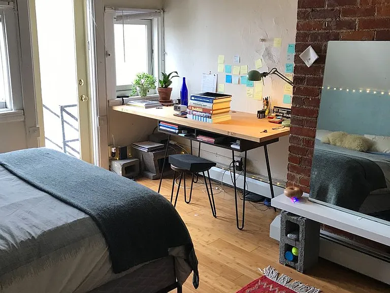 510 E Seneca Street — Photo 14