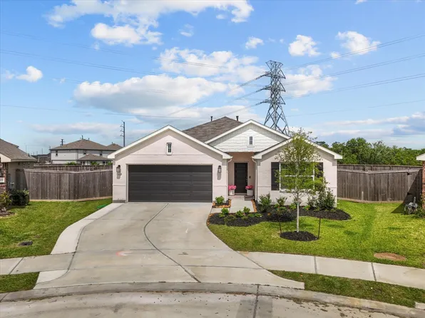 4901 Perennial Ln, La Marque, TX 77568