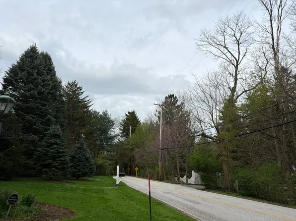 9044 Metcalf Rd, Waite Hill, OH 44094