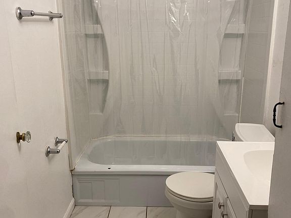 5th image of 356 Mockingbird Ln