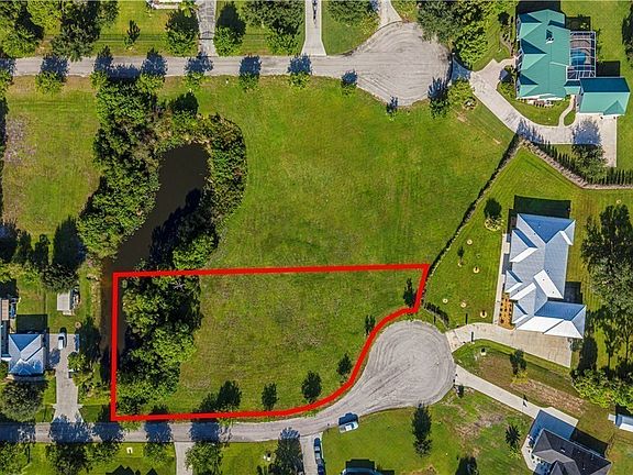 3rd image of 18901 Bridge Wood Ct