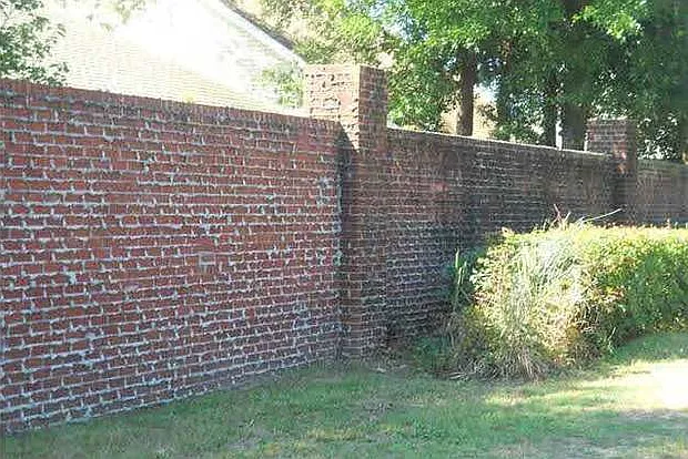 624 Eastwood Cir — Photo 35