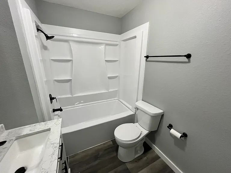 801 Gayler St — Photo 9