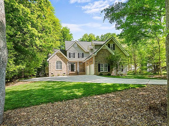 2nd image of 4637 Carmel Vista Ln