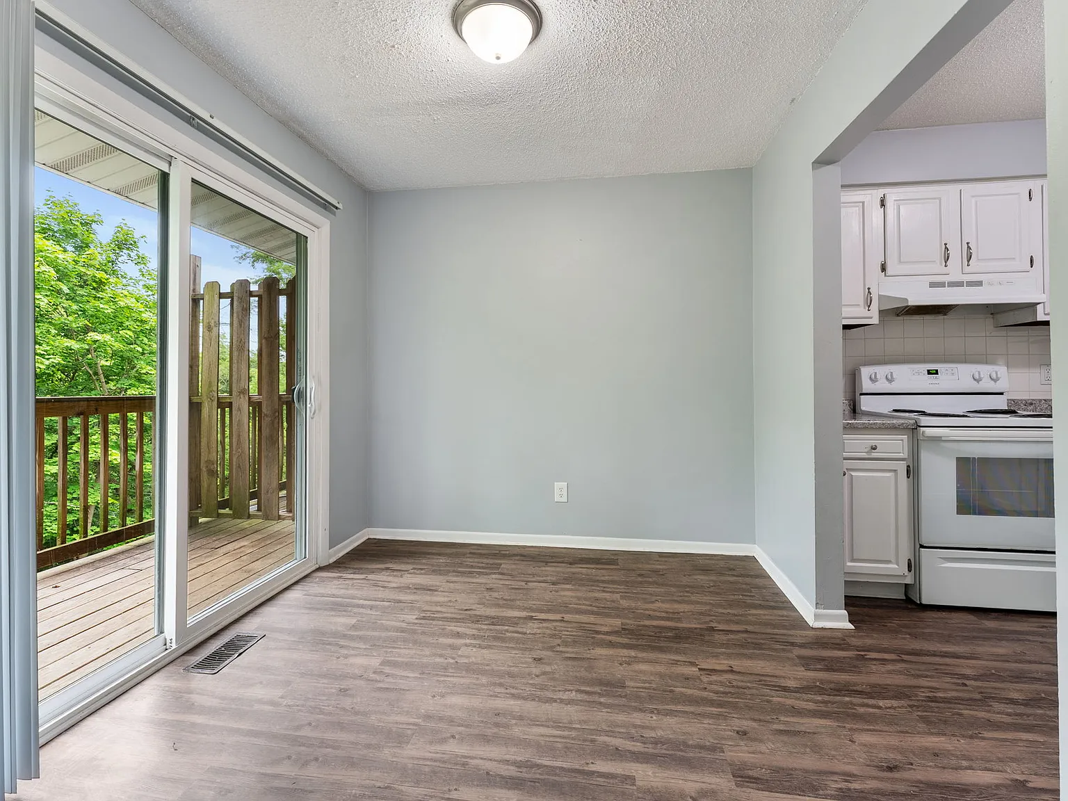 3 bed, 1491 sqft, $1,380 — Photo 4