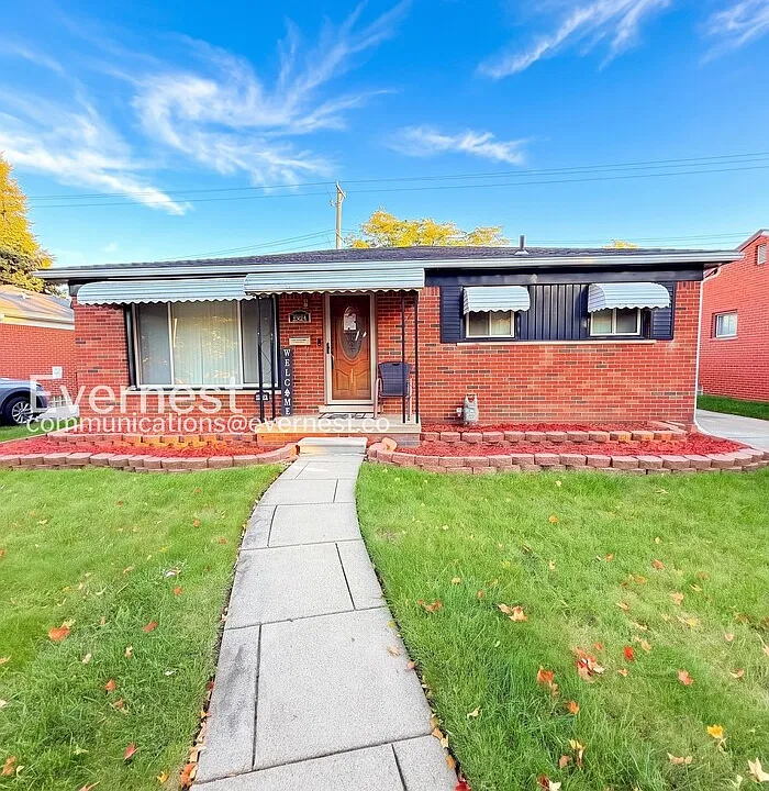 26934 Davison Ave