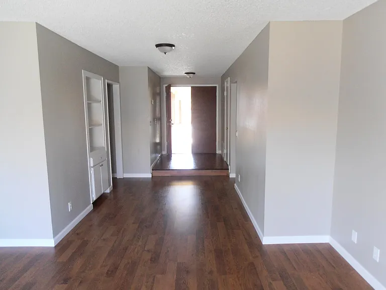 24382 Bluegrass Ct — Photo 2