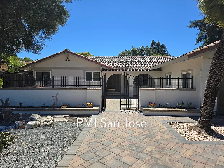 16870 Gallop Dr — Photo 1