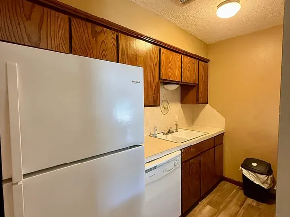 7 NW 74th St, Lawton, OK