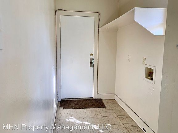 5th image of 112A Travertine Dr