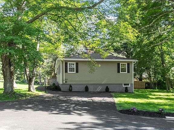 2nd image of 117 Lawrence Road