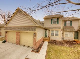 41695 Juniper Cir #1, Novi, MI 48377