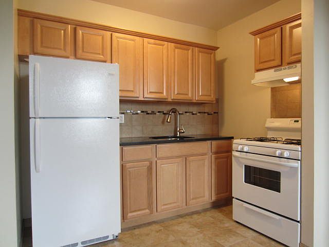 2nd image of 2719 Sedgwick Ave APT 5G