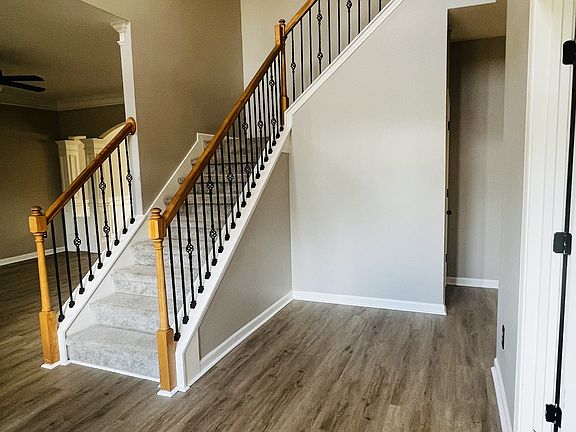 2nd image of 116 Clearview Ct