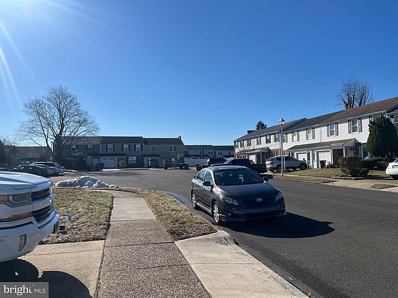 4th image of 3347 Carroll Ct #S