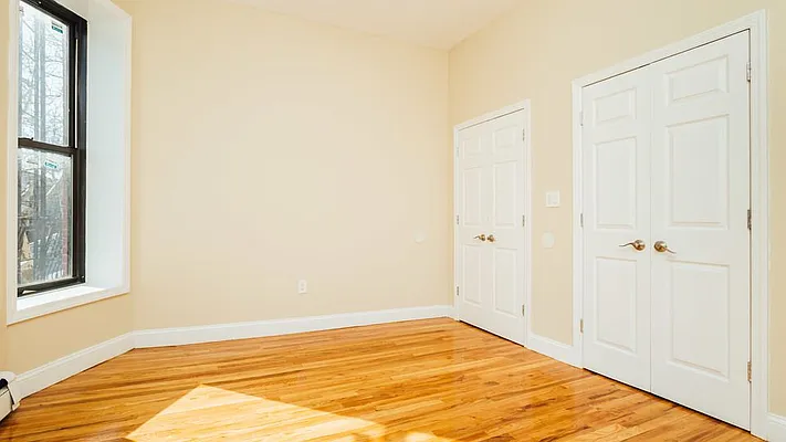 Rented by Nooklyn NYC LLC | media 36