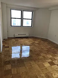 Rented by Metropolis Real Estate of Manhattan