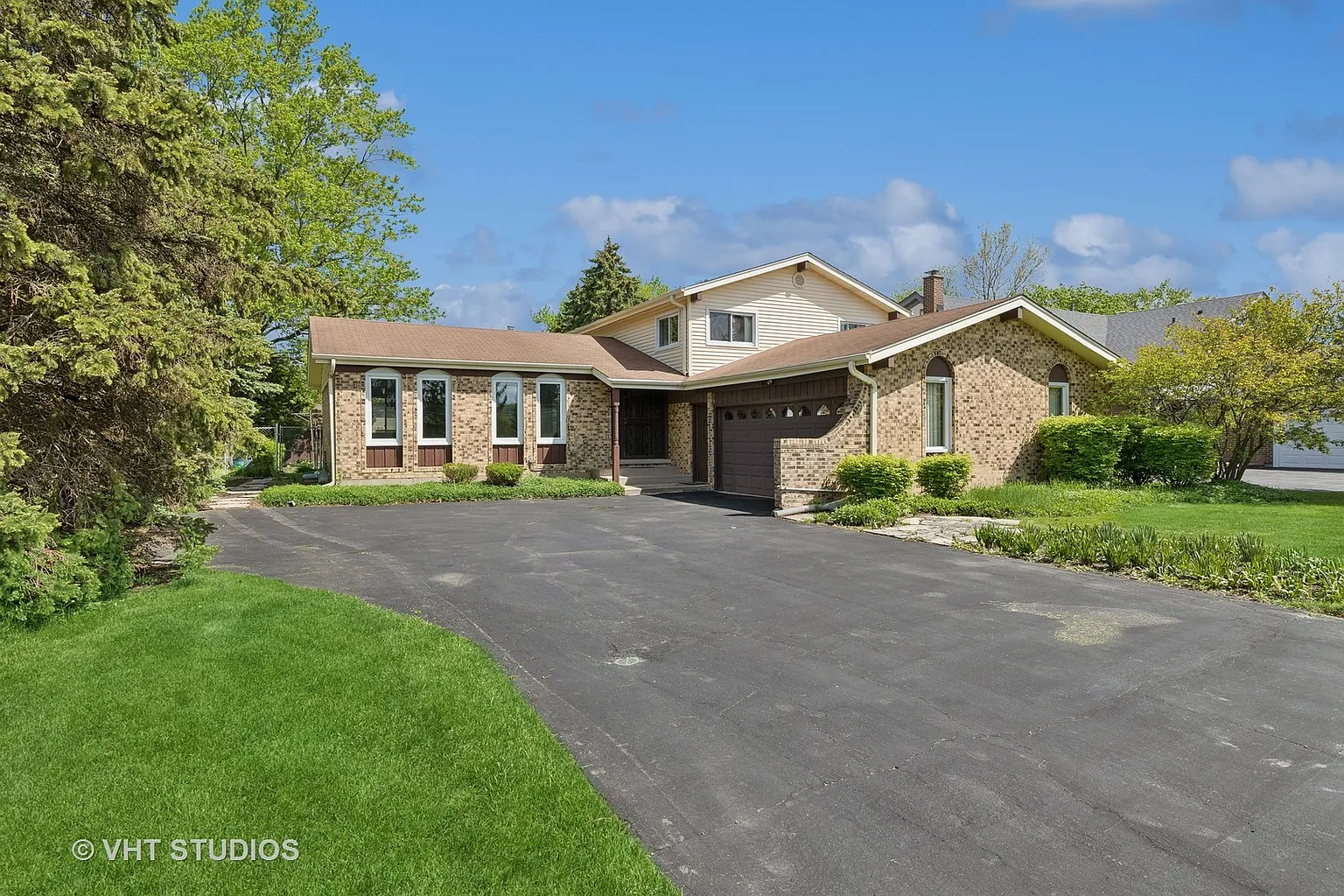 1308 E Kensington Rd photo 1