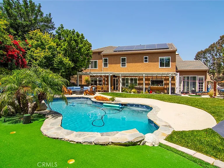 23900 Stagg St — Photo 35