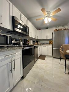 3301 N Country Club Dr APT 411, Aventura, FL, 33180