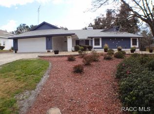 3 Cypress Blvd E, Homosassa, FL 34446